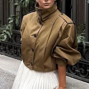 CROPPED VOLUME BOMBER🥰